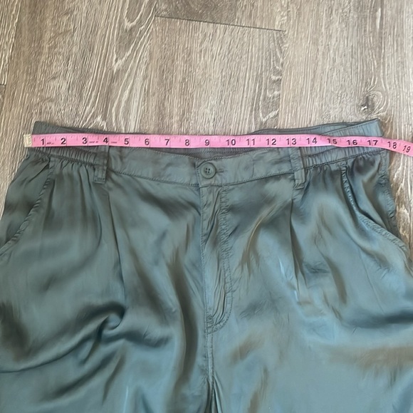 Aerie High Waisted Super Baggy Satin Pant green size xl silky trouser wide leg - Picture 4 of 9